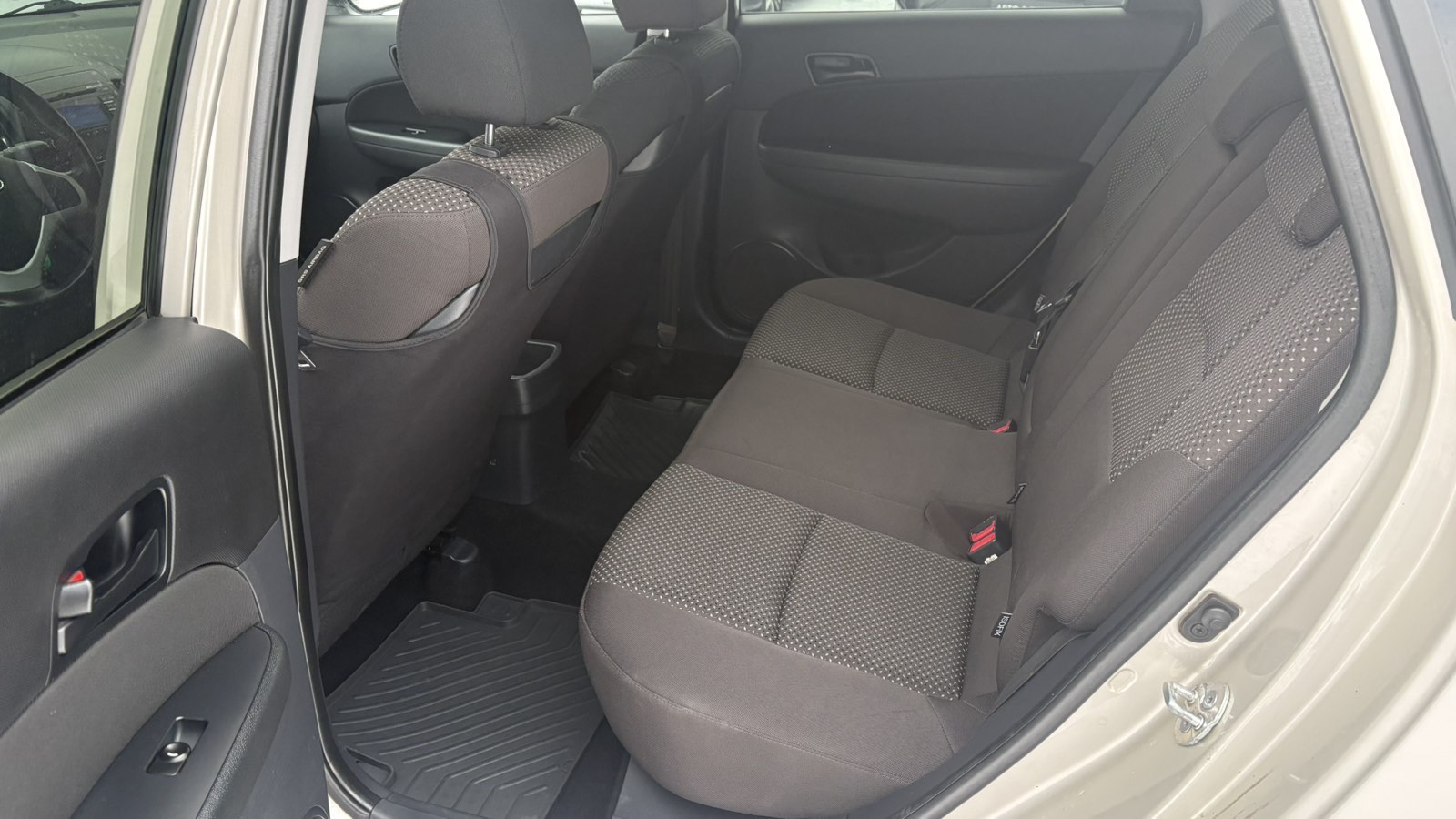 Інші авто HYUNDAI I30 2011 року з пробігом 201401 км, Універсал, Тойота Центр Київ "Автосаміт Укравто", м.Київ - 330000 ГРН | Фото № 11