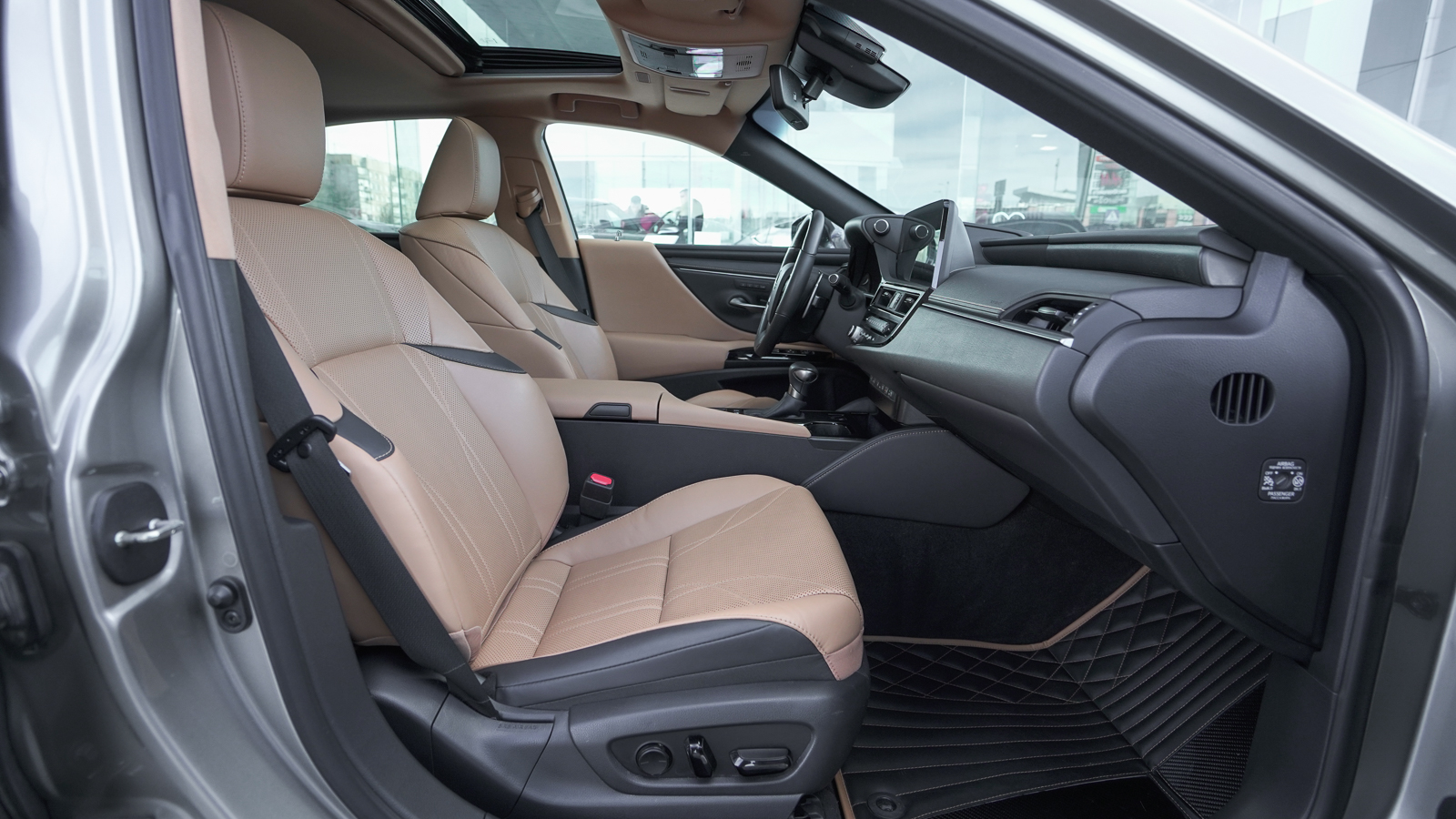 Lexus ES 2022 року з пробігом 87421 км, Седан, Тойота Центр Львів "Діамант", м.Львів - 2044500 ГРН | Фото № 6