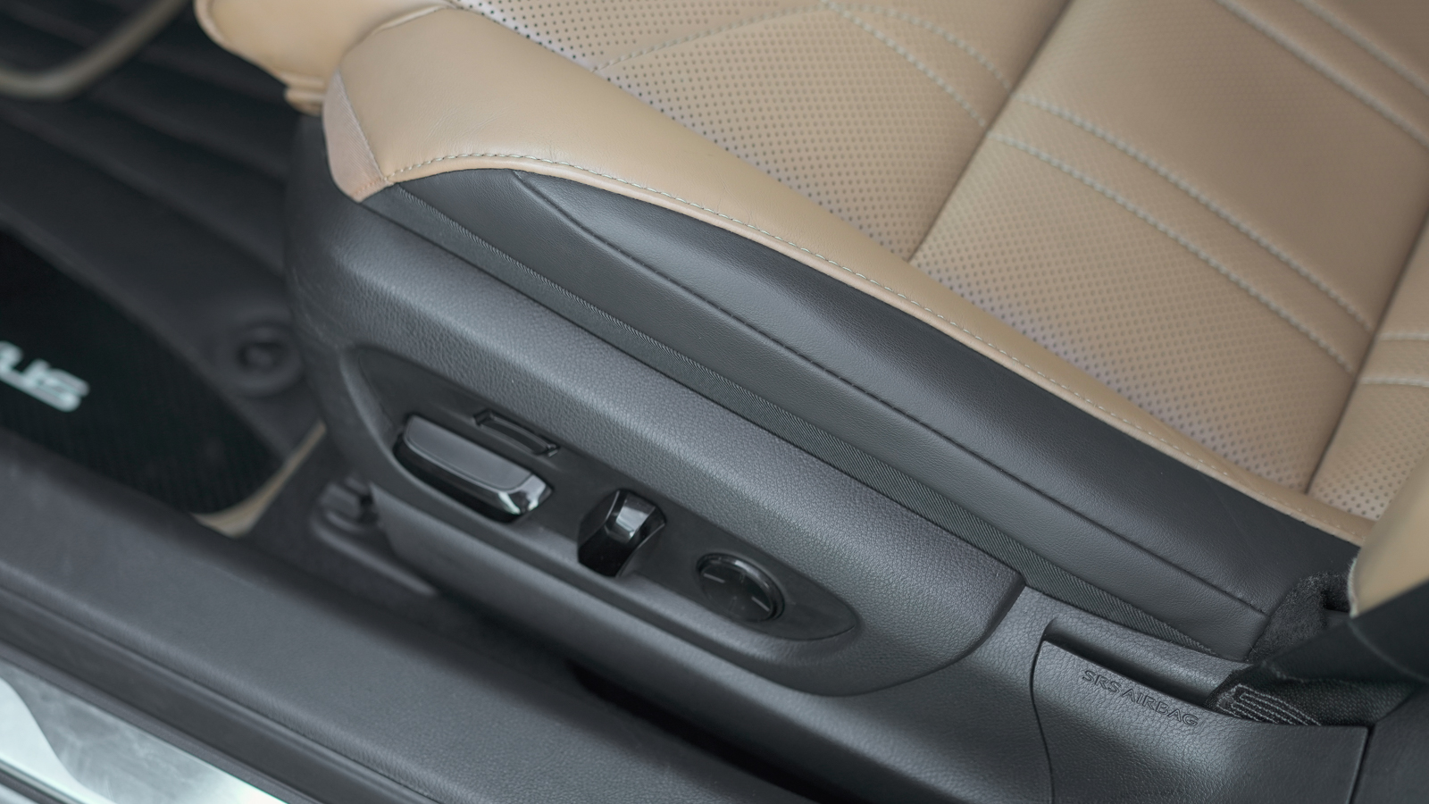 Lexus ES 2022 року з пробігом 87421 км, Седан, Тойота Центр Львів "Діамант", м.Львів - 2044500 ГРН | Фото № 18