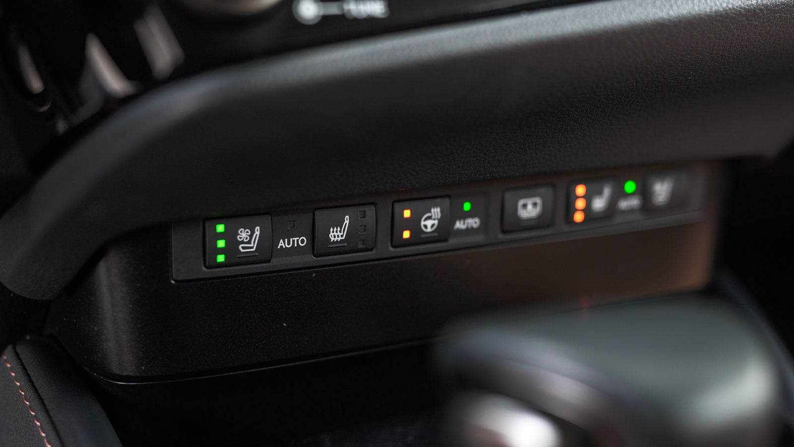 Lexus ES 2022 року з пробігом 87421 км, Седан, Тойота Центр Львів "Діамант", м.Львів - 2044500 ГРН | Фото № 36