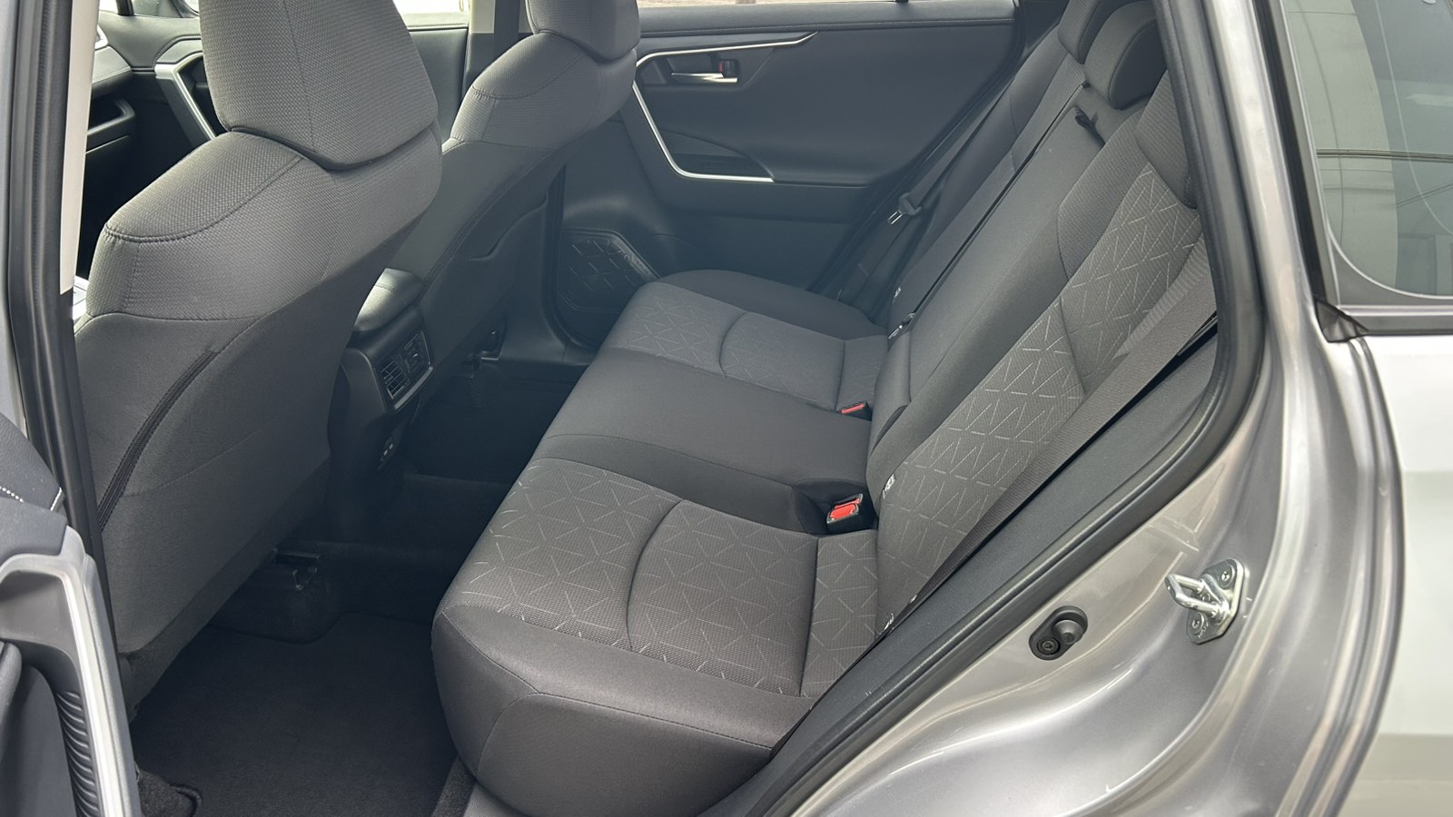 Toyota RAV4 2023 року з пробігом 33565 км, Універсал, Тойота Центр Київ "Автосаміт Укравто", м.Київ - 1495000 ГРН | Фото № 11