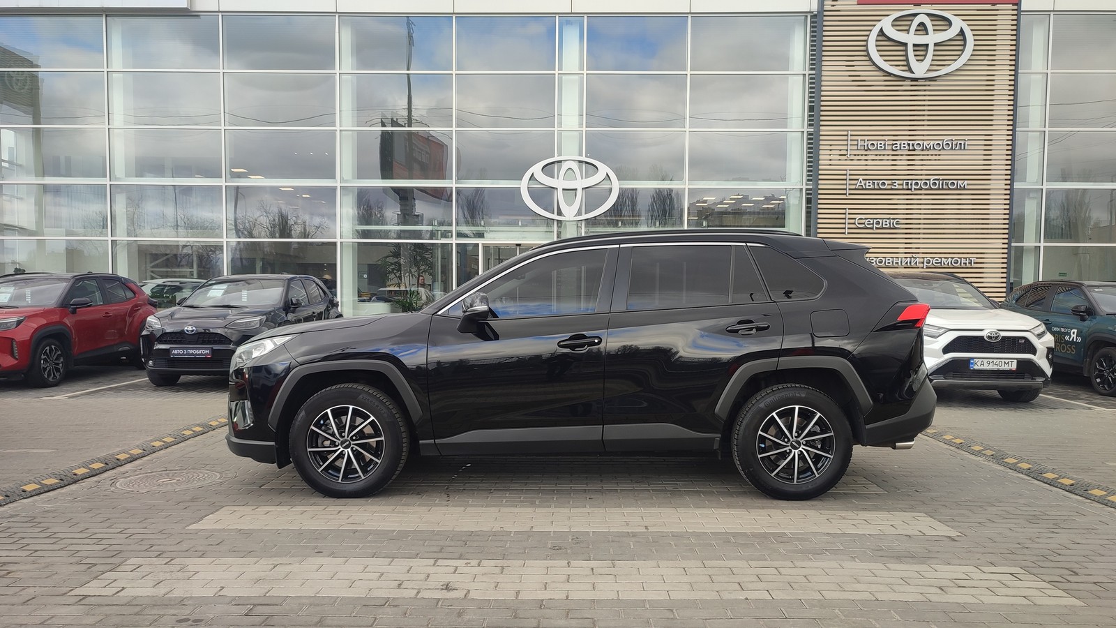 Toyota RAV4 2020 року, Універсал, Тойота Центр Київ "ВіДі Автострада", м.Київ | Фото № 3 Toyota RAV4 2020 року з пробігом 112516 км, Універсал, Тойота Центр Київ "ВіДі Автострада", м.Київ - 1105000 ГРН | Фото № 3