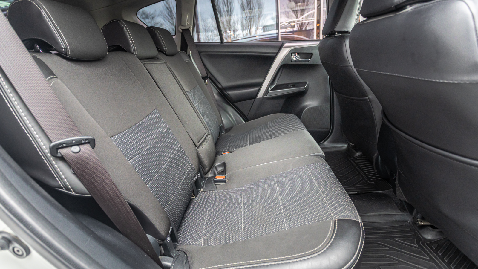 Toyota RAV4 2016 року з пробігом 177583 км, Універсал, Тойота Центр Дніпро "Алмаз Мотор" на Запорізькому шосе, м.Дніпро - 925000 ГРН | Фото № 7