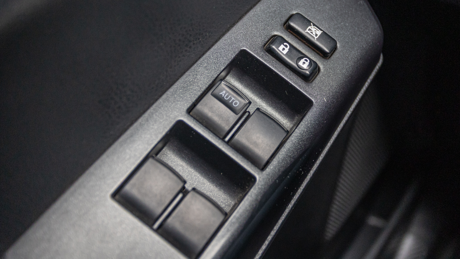 Toyota RAV4 2016 року з пробігом 177583 км, Універсал, Тойота Центр Дніпро "Алмаз Мотор" на Запорізькому шосе, м.Дніпро - 925000 ГРН | Фото № 22