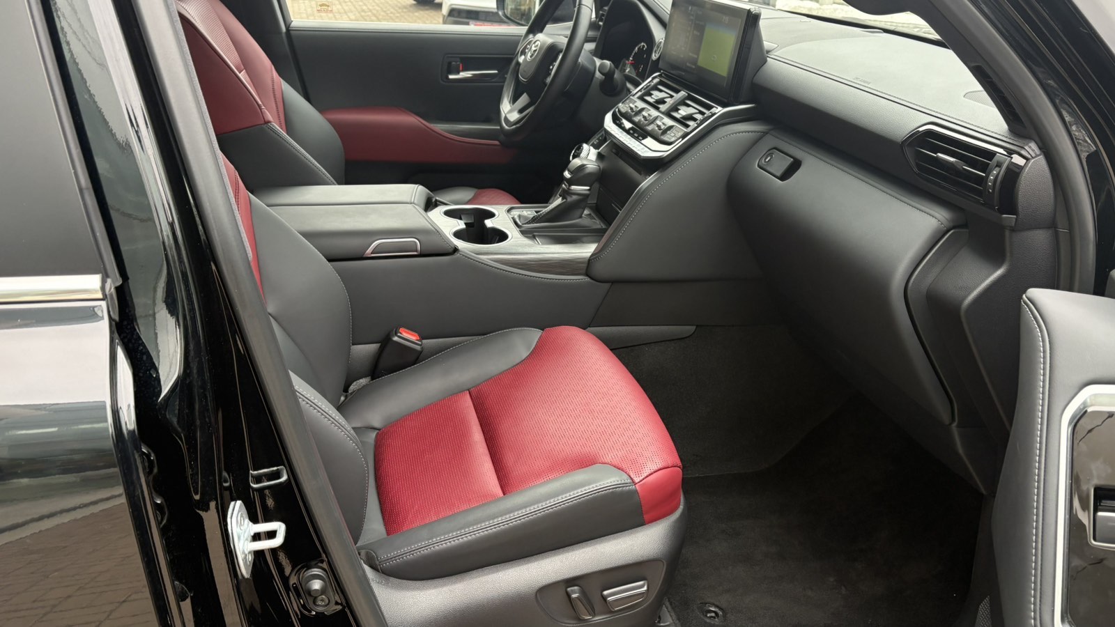 Toyota LAND CRUISER 2023 року з пробігом 2734 км, Універсал, Тойота Центр Київ "Автосаміт Укравто", м.Київ - 4219500 ГРН | Фото № 6