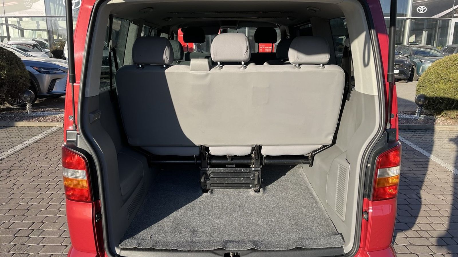 Інші авто VOLKSWAGEN Caravelle 2008 року з пробігом 221167 км, Мінівен, Тойота Центр Хмельницький "Гранд Мотор", м.Хмельницький - 545000 ГРН | Фото № 10