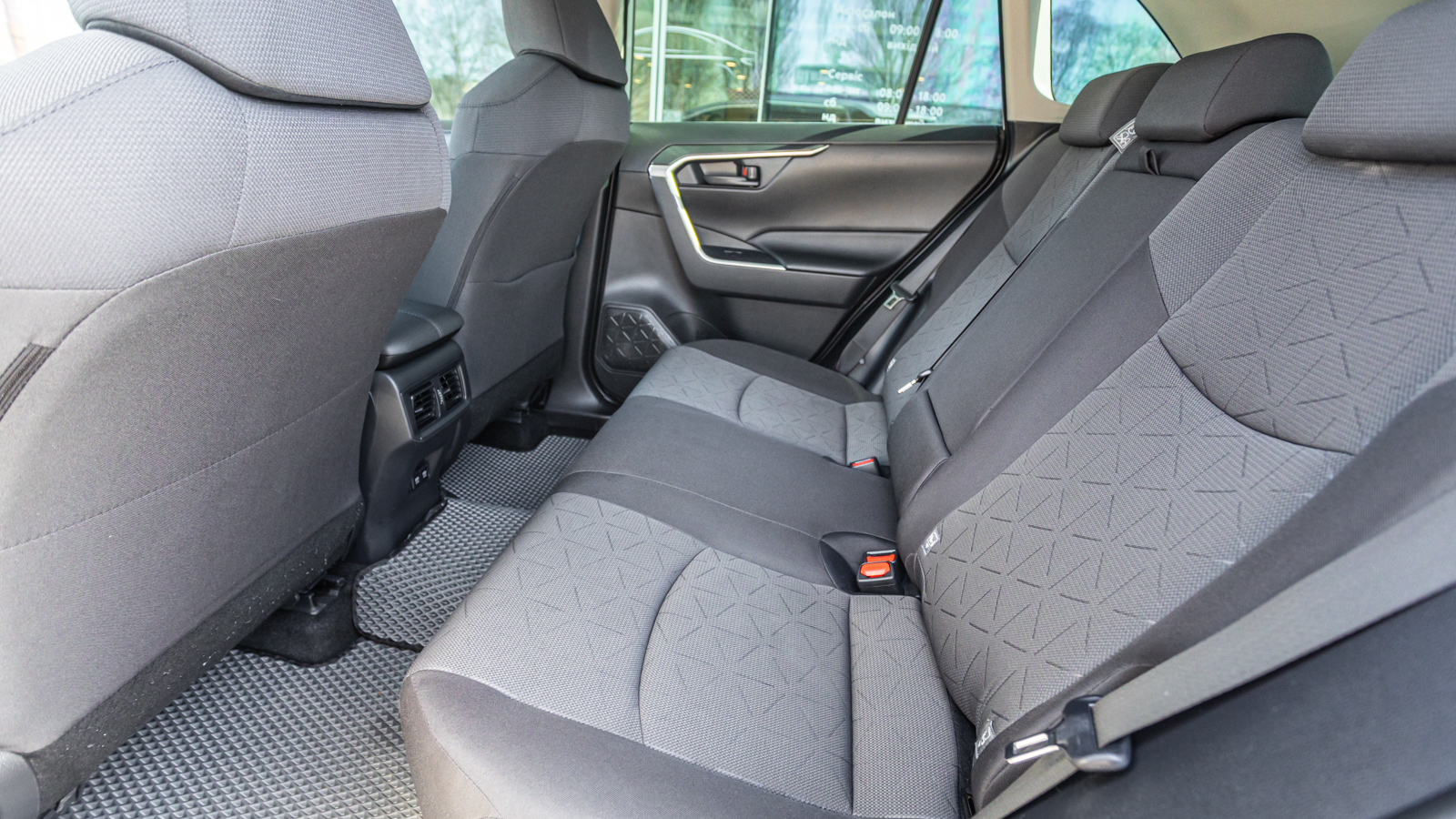 Toyota RAV4 2020 року з пробігом 71946 км, Універсал, Тойота Центр Дніпро "Алмаз Мотор" на Запорізькому шосе, м.Дніпро - 1180000 ГРН | Фото № 13