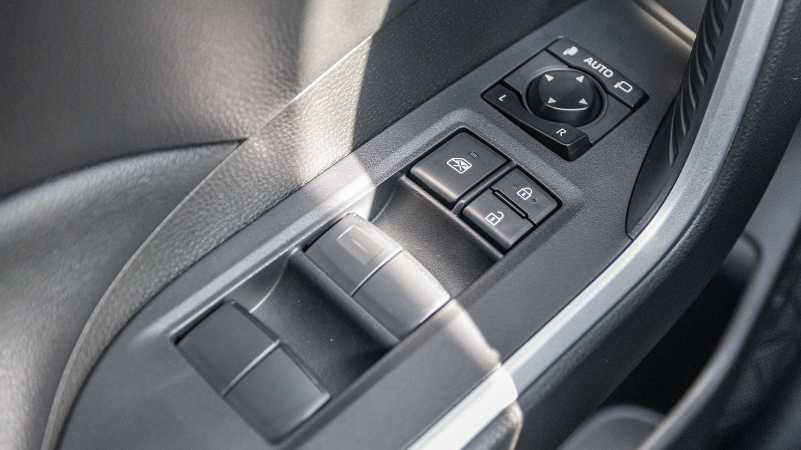 Toyota RAV4 2020 року з пробігом 71946 км, Універсал, Тойота Центр Дніпро "Алмаз Мотор" на Запорізькому шосе, м.Дніпро - 1180000 ГРН | Фото № 22