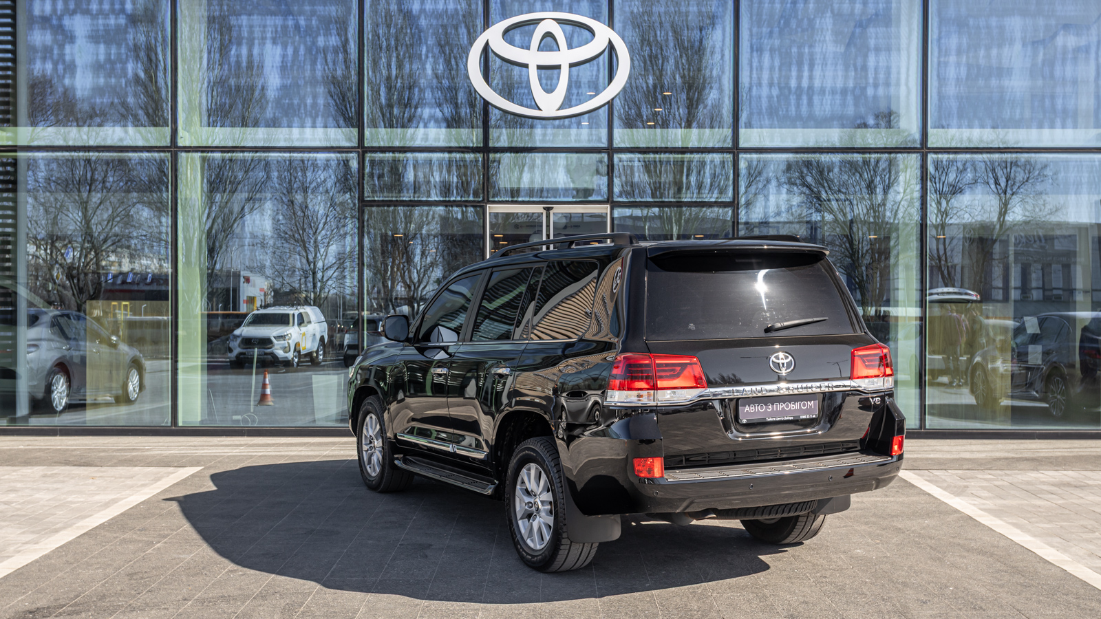 Toyota LAND CRUISER 2020 року з пробігом 185012 км, Універсал, Тойота Центр Дніпро "Алмаз Мотор" на Запорізькому шосе, м.Дніпро - 2400000 ГРН | Фото № 2