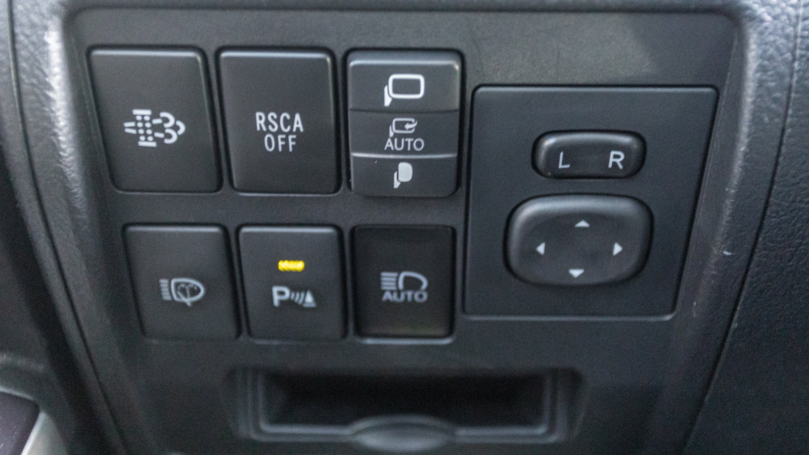 Toyota LAND CRUISER 2020 року з пробігом 185012 км, Універсал, Тойота Центр Дніпро "Алмаз Мотор" на Запорізькому шосе, м.Дніпро - 2400000 ГРН | Фото № 24