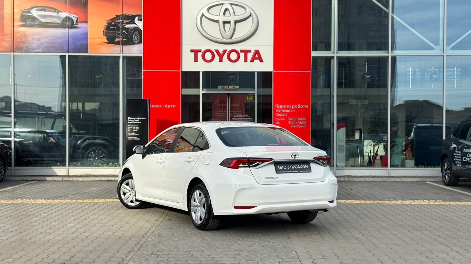 Toyota COROLLA 2024 року з пробігом 5023 км, Седан, Тойота Центр Івано-Франківськ "Класик-Авто", м.Івано-Франківськ - 1021200 ГРН | Фото № 2