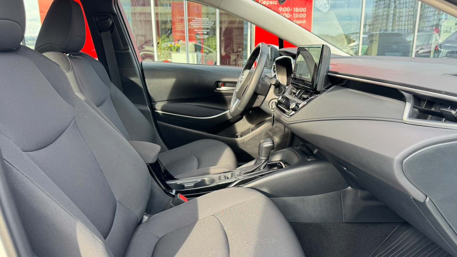 Toyota COROLLA 2024 року з пробігом 5023 км, Седан, Тойота Центр Івано-Франківськ "Класик-Авто", м.Івано-Франківськ - 1021200 ГРН | Фото № 6