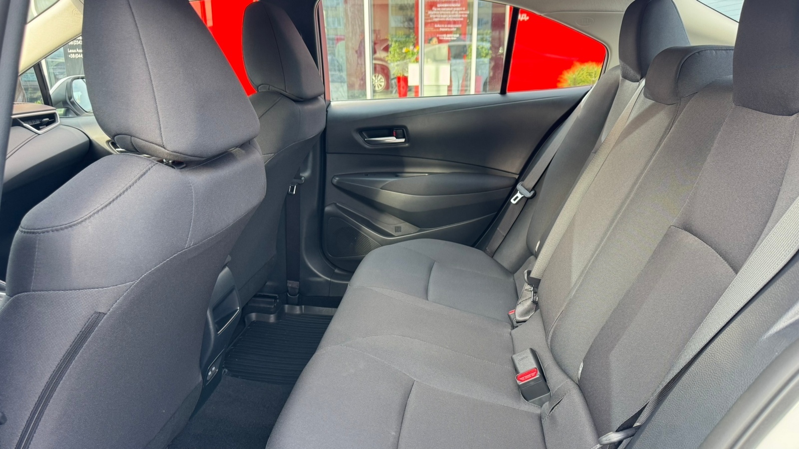 Toyota COROLLA 2024 року з пробігом 5023 км, Седан, Тойота Центр Івано-Франківськ "Класик-Авто", м.Івано-Франківськ - 1021200 ГРН | Фото № 11