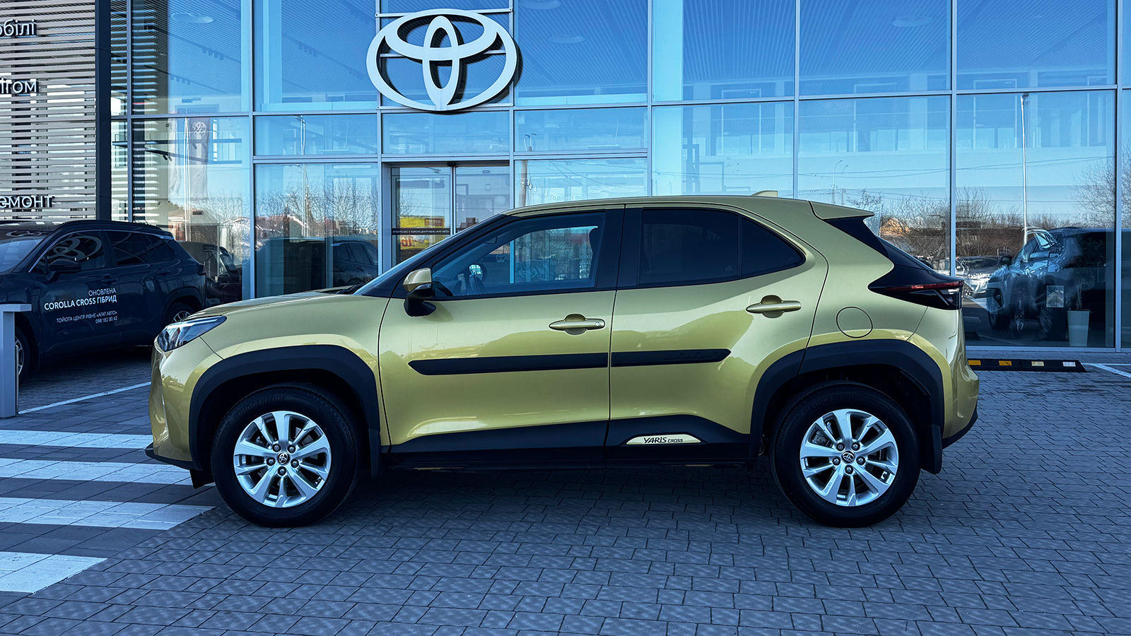 Toyota YARIS CROSS 2022 року з пробігом 36978 км, Хетчбек, Тойота Центр Рівне "Агат Авто", м.Рівне - 976650 ГРН | Фото № 3