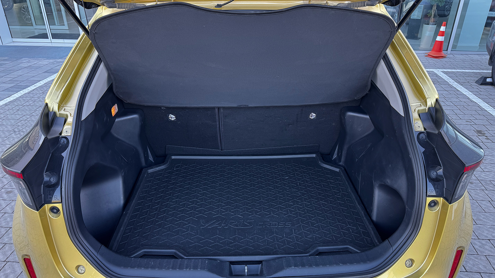 Toyota YARIS CROSS 2022 року з пробігом 36978 км, Хетчбек, Тойота Центр Рівне "Агат Авто", м.Рівне - 976650 ГРН | Фото № 10