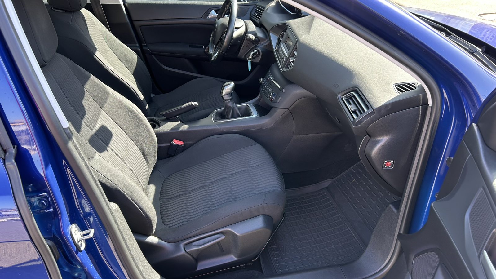 Інші авто PEUGEOT 308 2019 року з пробігом 100270 км, Хетчбек, Тойота Центр Київ "Автосаміт Укравто", м.Київ - 525000 ГРН | Фото № 6