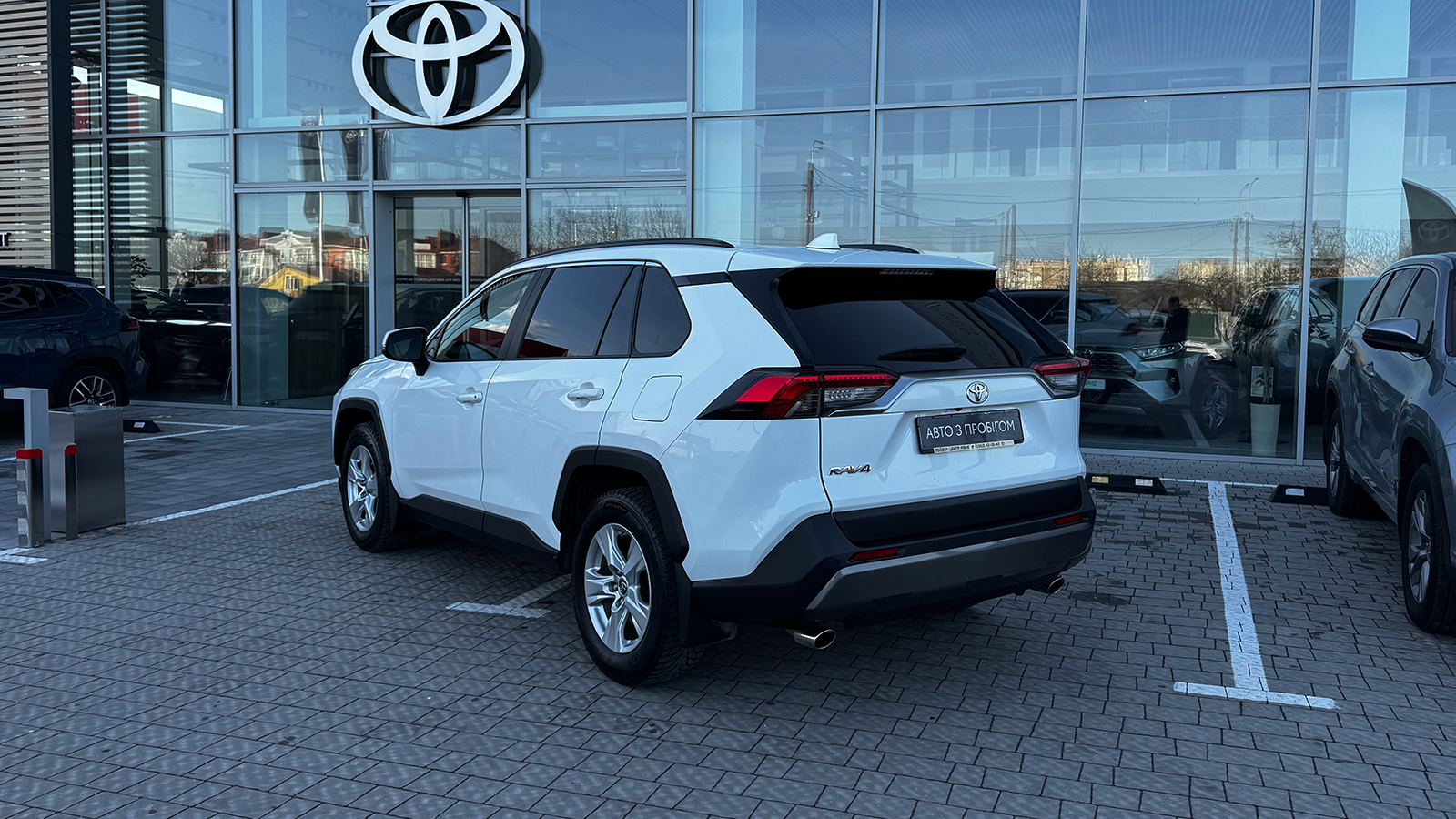 Toyota RAV4 2019 року з пробігом 148732 км, Універсал, Тойота Центр Рівне "Агат Авто", м.Рівне - 1078920 ГРН | Фото № 2