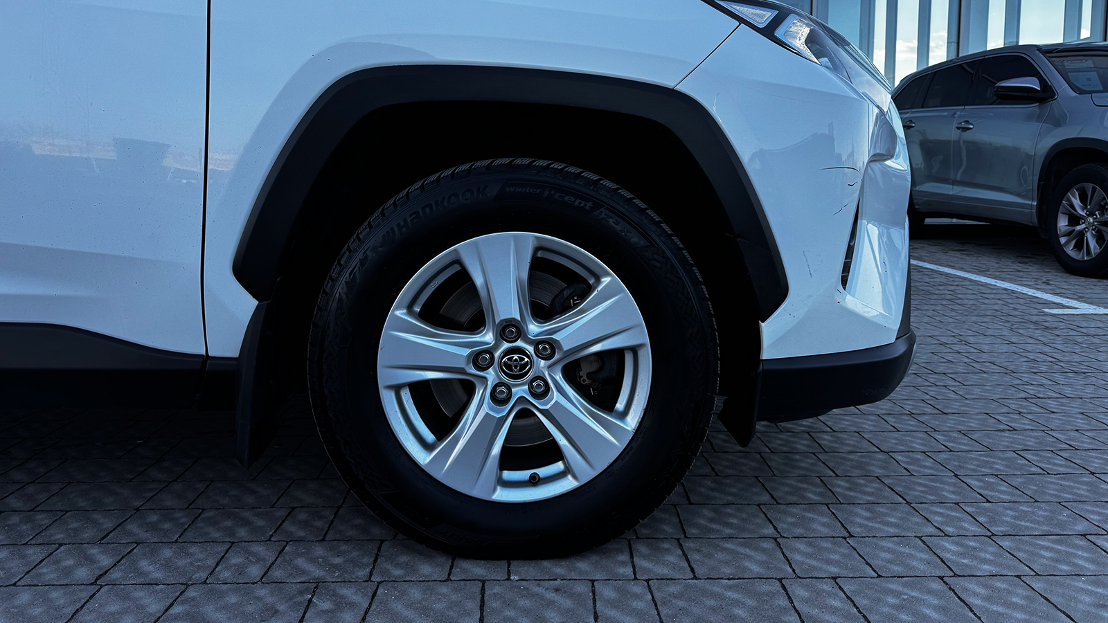 Toyota RAV4 2019 року з пробігом 148732 км, Універсал, Тойота Центр Рівне "Агат Авто", м.Рівне - 1078920 ГРН | Фото № 16