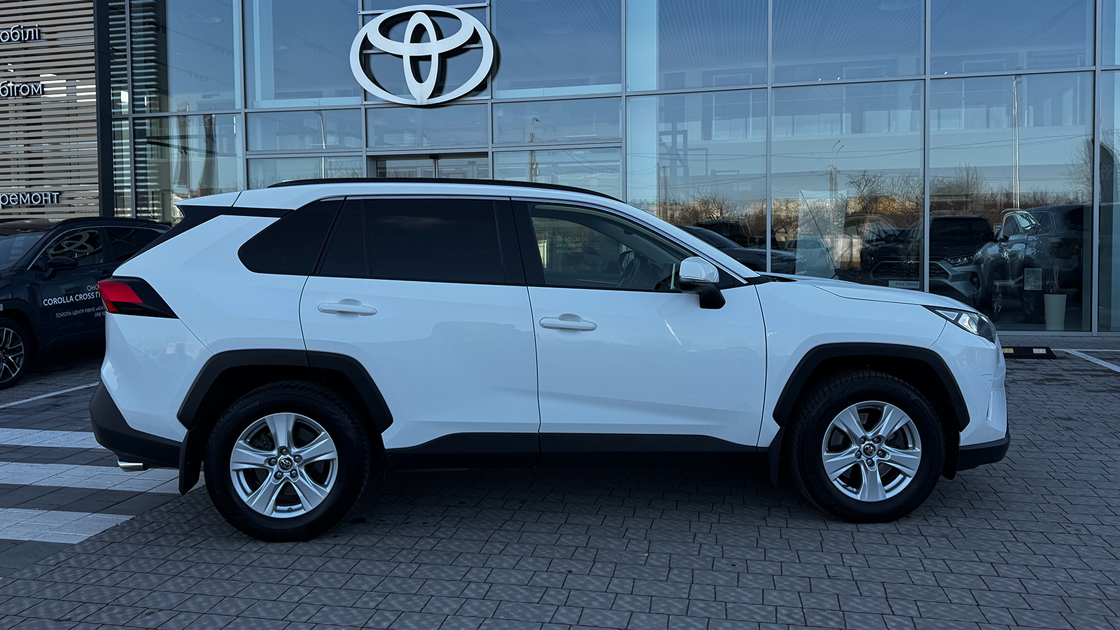 Toyota RAV4 2019 року з пробігом 148732 км, Універсал, Тойота Центр Рівне "Агат Авто", м.Рівне - 1078920 ГРН | Фото № 17