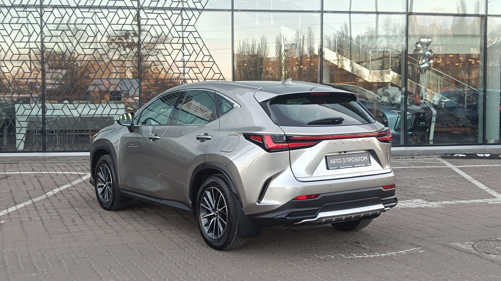 Lexus NX 2024 року з пробігом 8726 км, Універсал, Лексус Київ Захід, м.Київ - 1992000 ГРН | Фото № 2