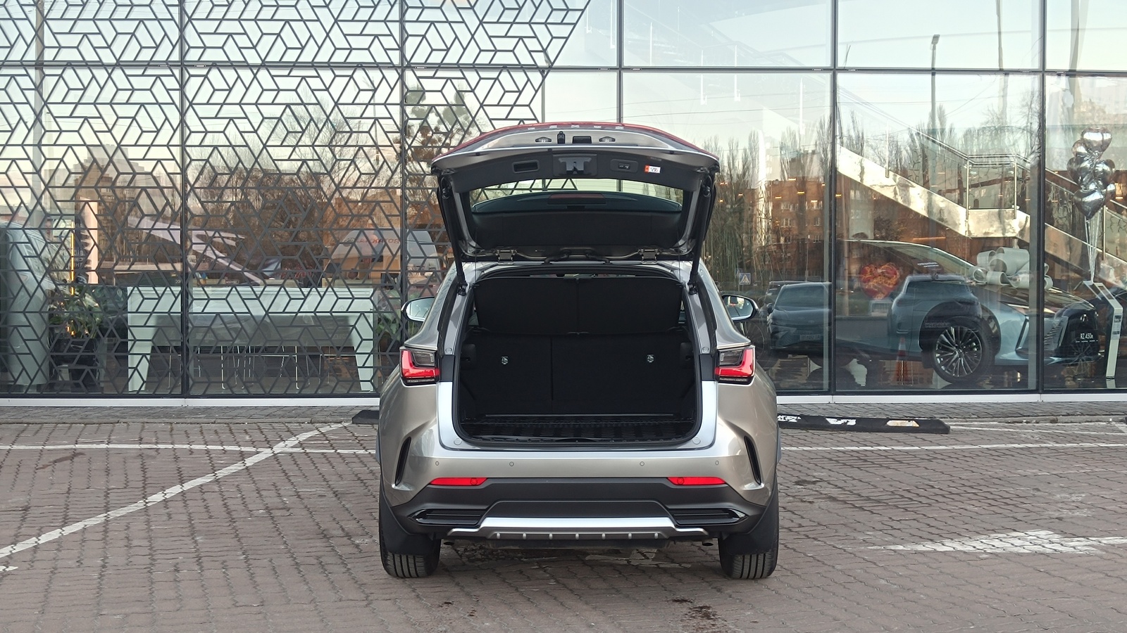 Lexus NX 2024 року з пробігом 8726 км, Універсал, Лексус Київ Захід, м.Київ - 1992000 ГРН | Фото № 10