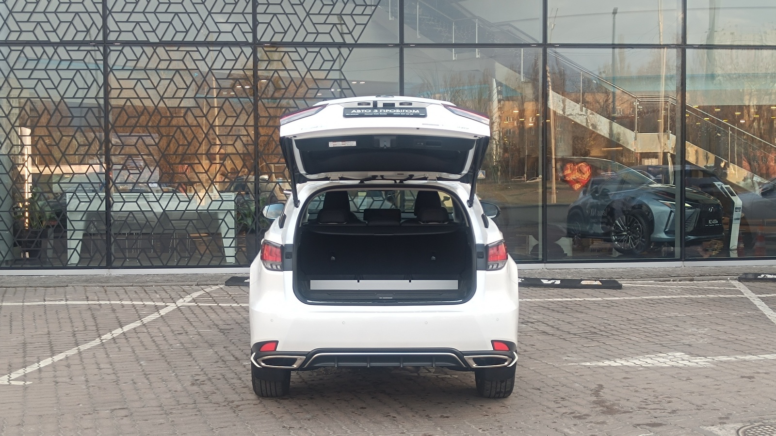 Lexus RX 2022 року з пробігом 3003 км, Універсал, Лексус Київ Захід, м.Київ - 2461000 ГРН | Фото № 10