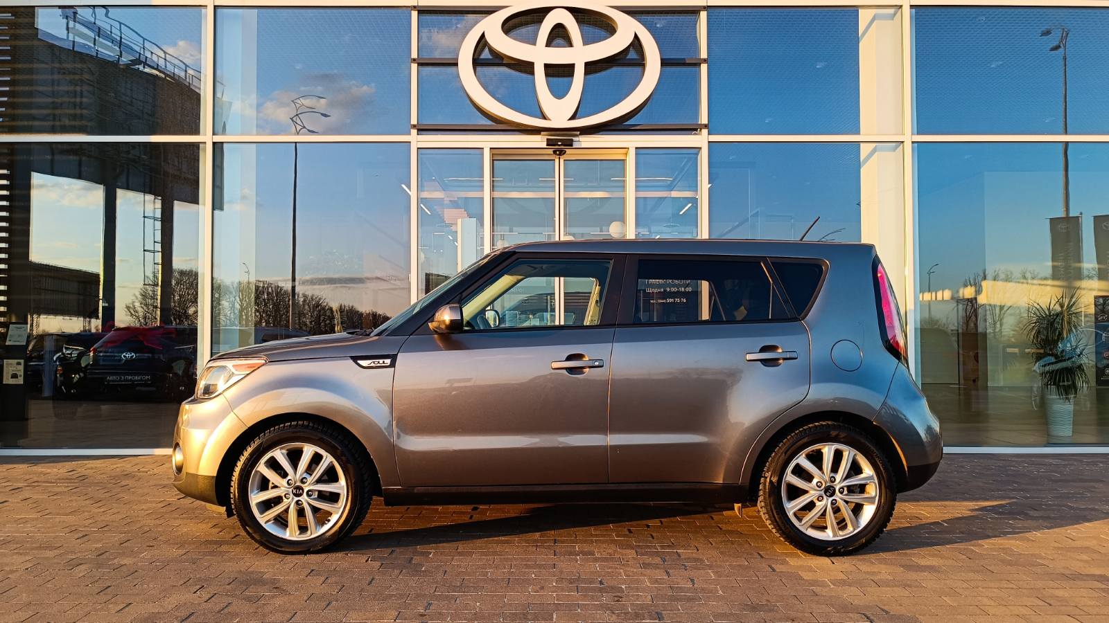 Інші авто KIA SOUL 2017 року з пробігом 175870 км, Хетчбек, Тойота Центр Київ «ВІДІ Аеропорт», м.Київ - 460000 ГРН | Фото № 3