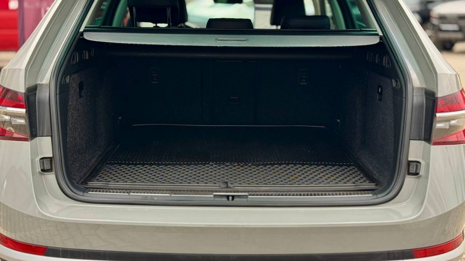 Інші авто SKODA SUPERB 2016 року з пробігом 148295 км, Універсал, Тойота Центр Тернопіль "Кристал Моторс", м.Тернопіль - 1245000 ГРН | Фото № 10