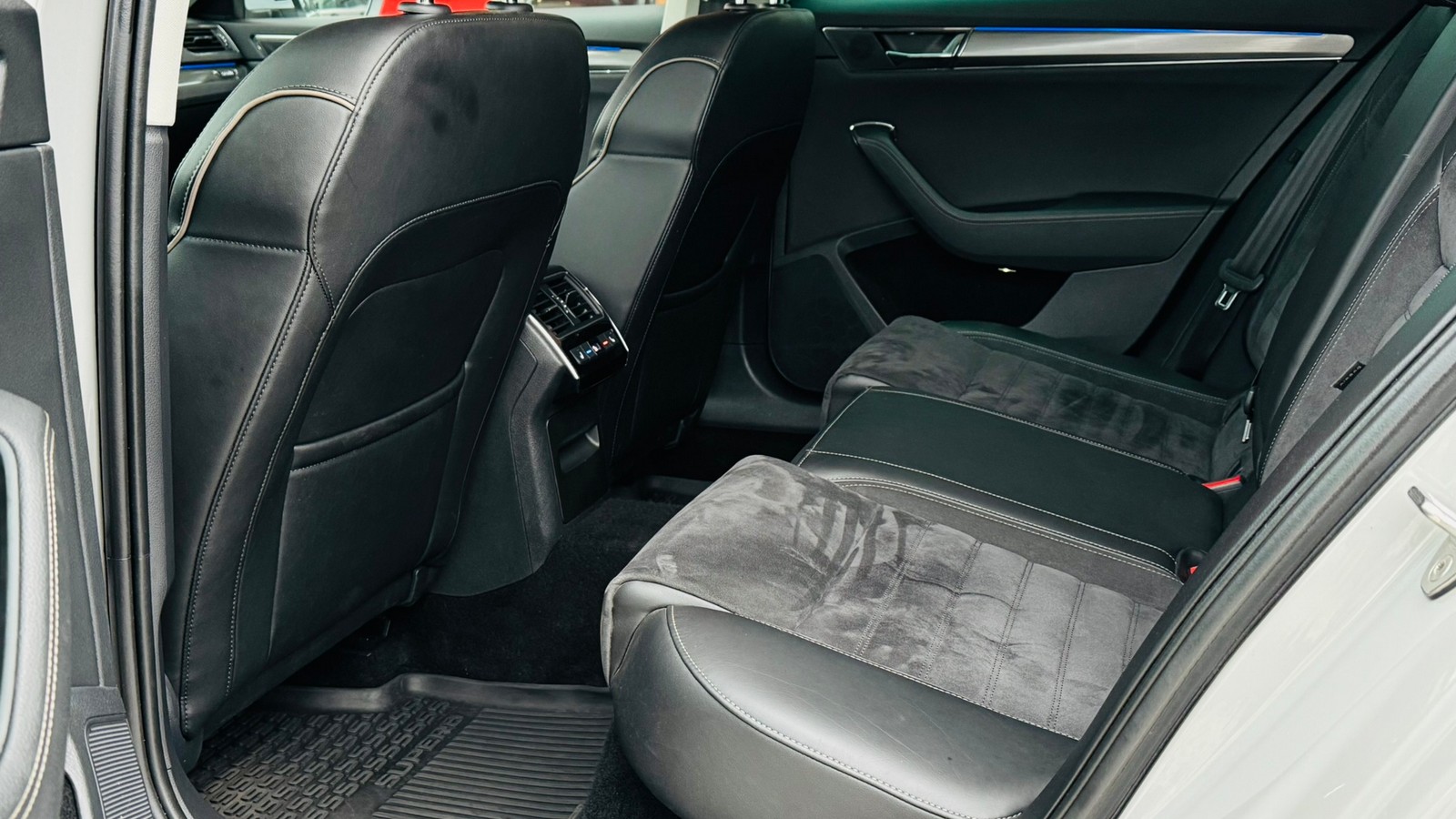 Інші авто SKODA SUPERB 2016 року з пробігом 148295 км, Універсал, Тойота Центр Тернопіль "Кристал Моторс", м.Тернопіль - 1245000 ГРН | Фото № 11