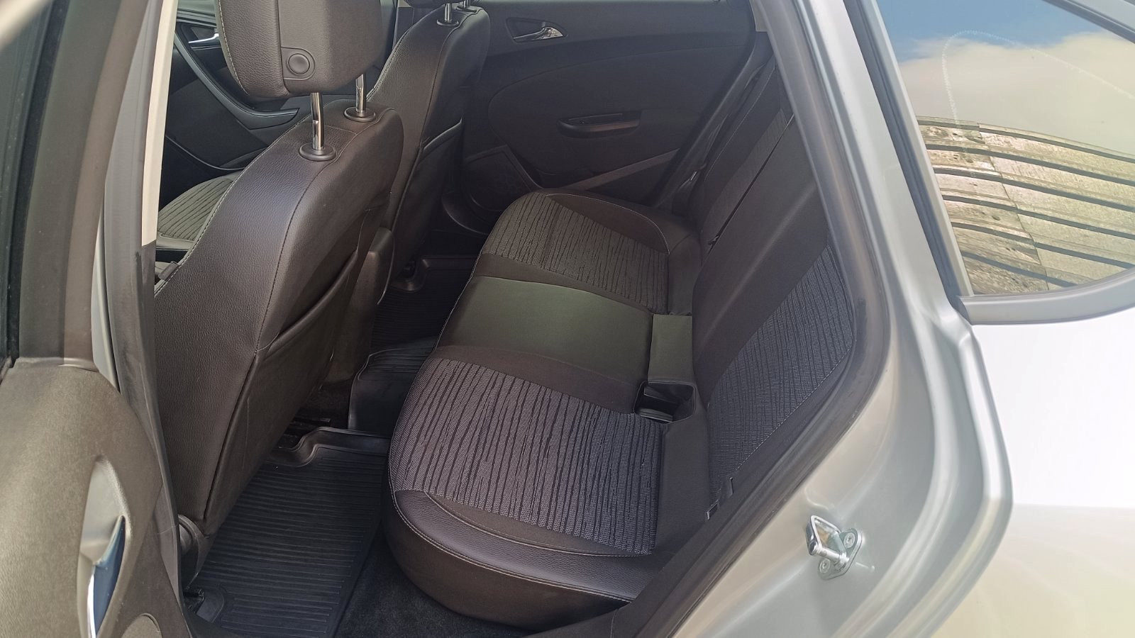 Інші авто OPEL ASTRA 2015 року з пробігом 133480 км, Седан, Тойота Центр Київ «ВІДІ Аеропорт», м.Київ - 450000 ГРН | Фото № 11