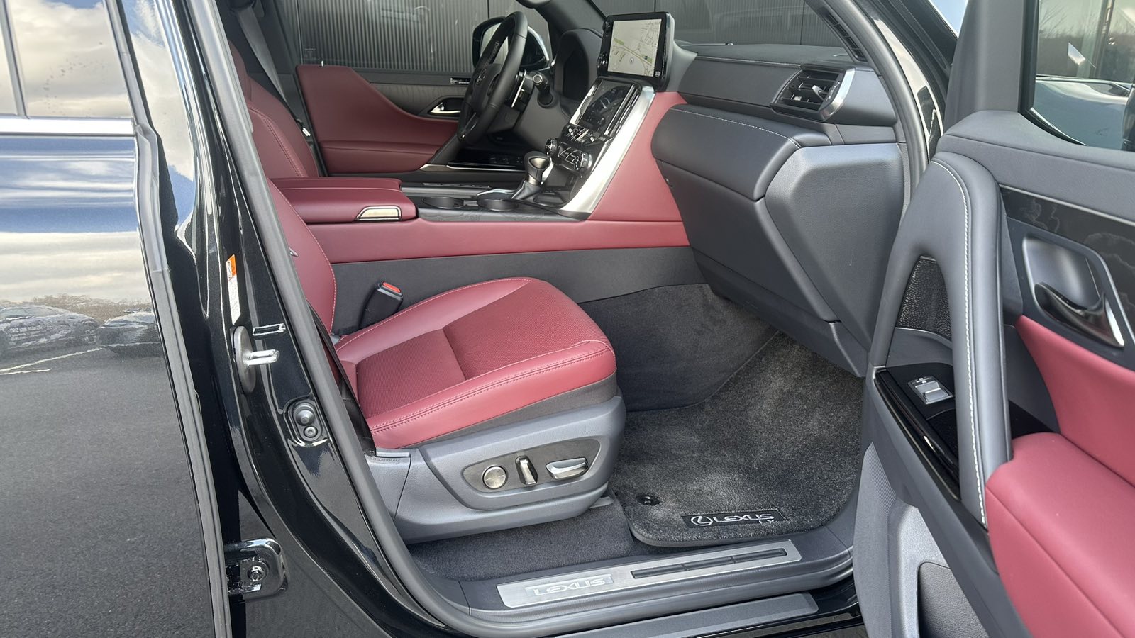 Lexus LX 2025 року з пробігом 1500 км, Універсал, Лексус Київ Аеропорт, м.Київ - 6395720 ГРН | Фото № 6