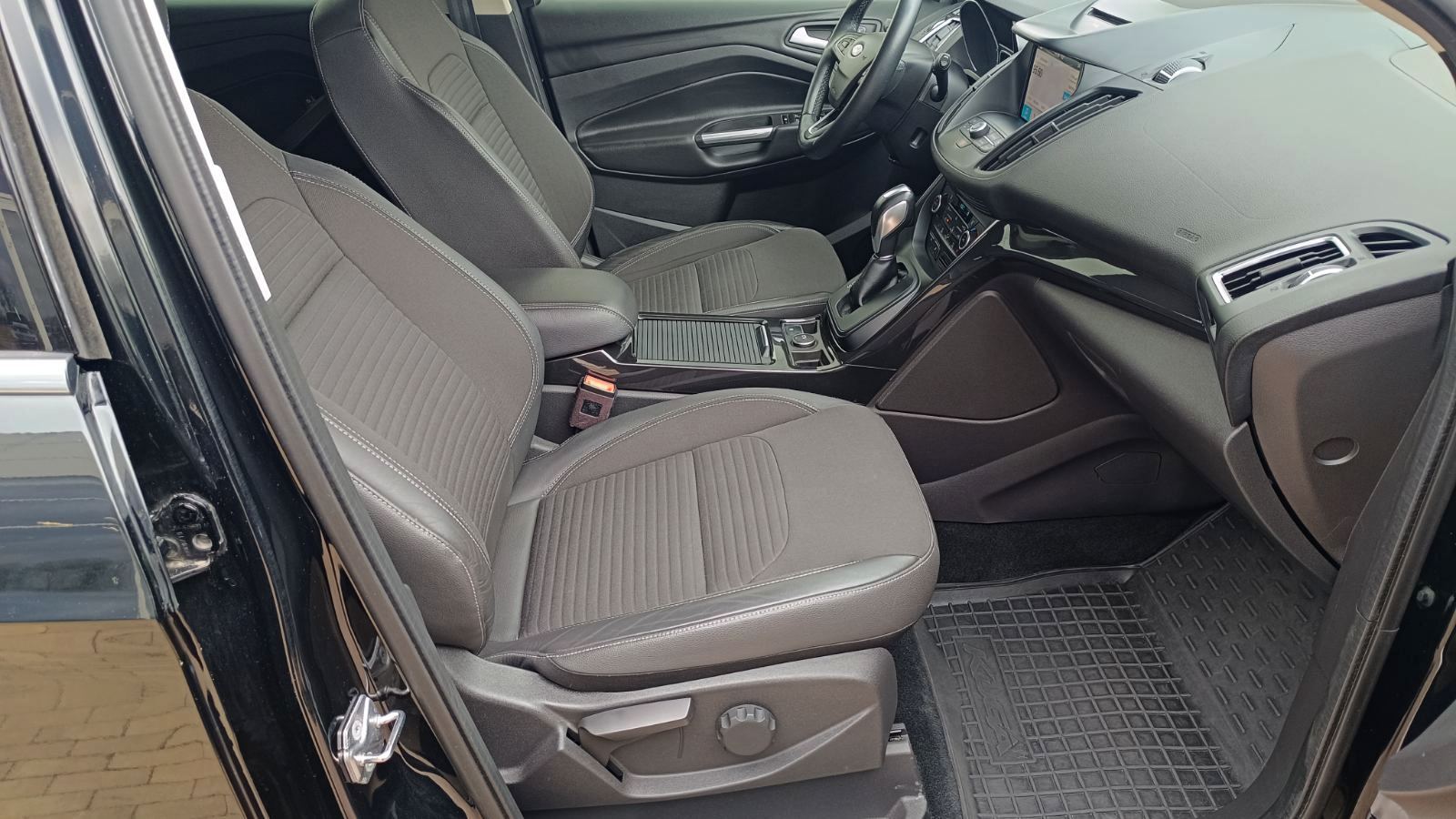 Інші авто FORD KUGA 2019 року з пробігом 157235 км, Універсал, Тойота Центр Київ «ВІДІ Аеропорт», м.Київ - 830000 ГРН | Фото № 6