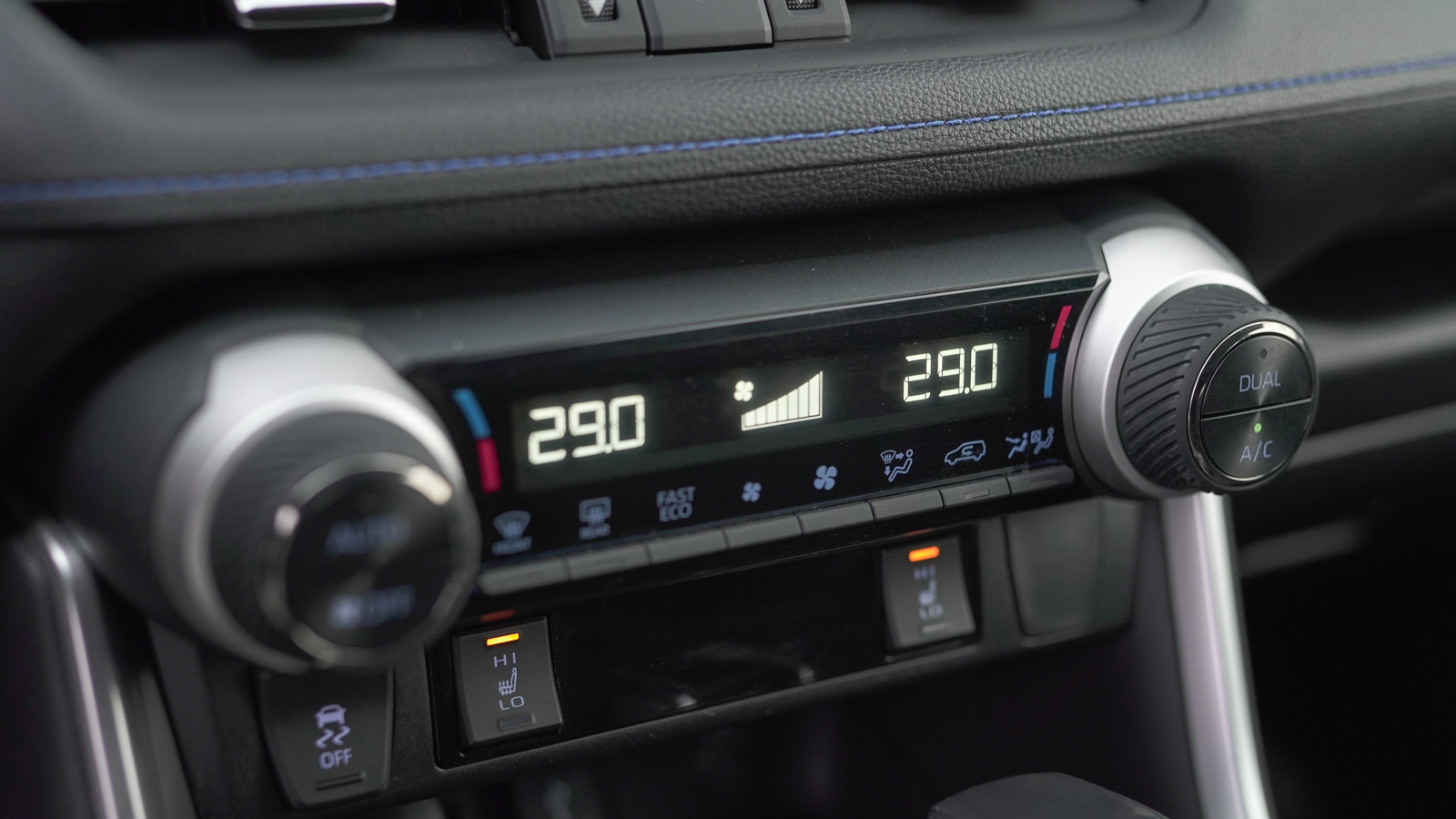 Toyota RAV4 2020 року з пробігом 62891 км, Універсал, Тойота Центр Львів "Діамант", м.Львів - 1616900 ГРН | Фото № 31