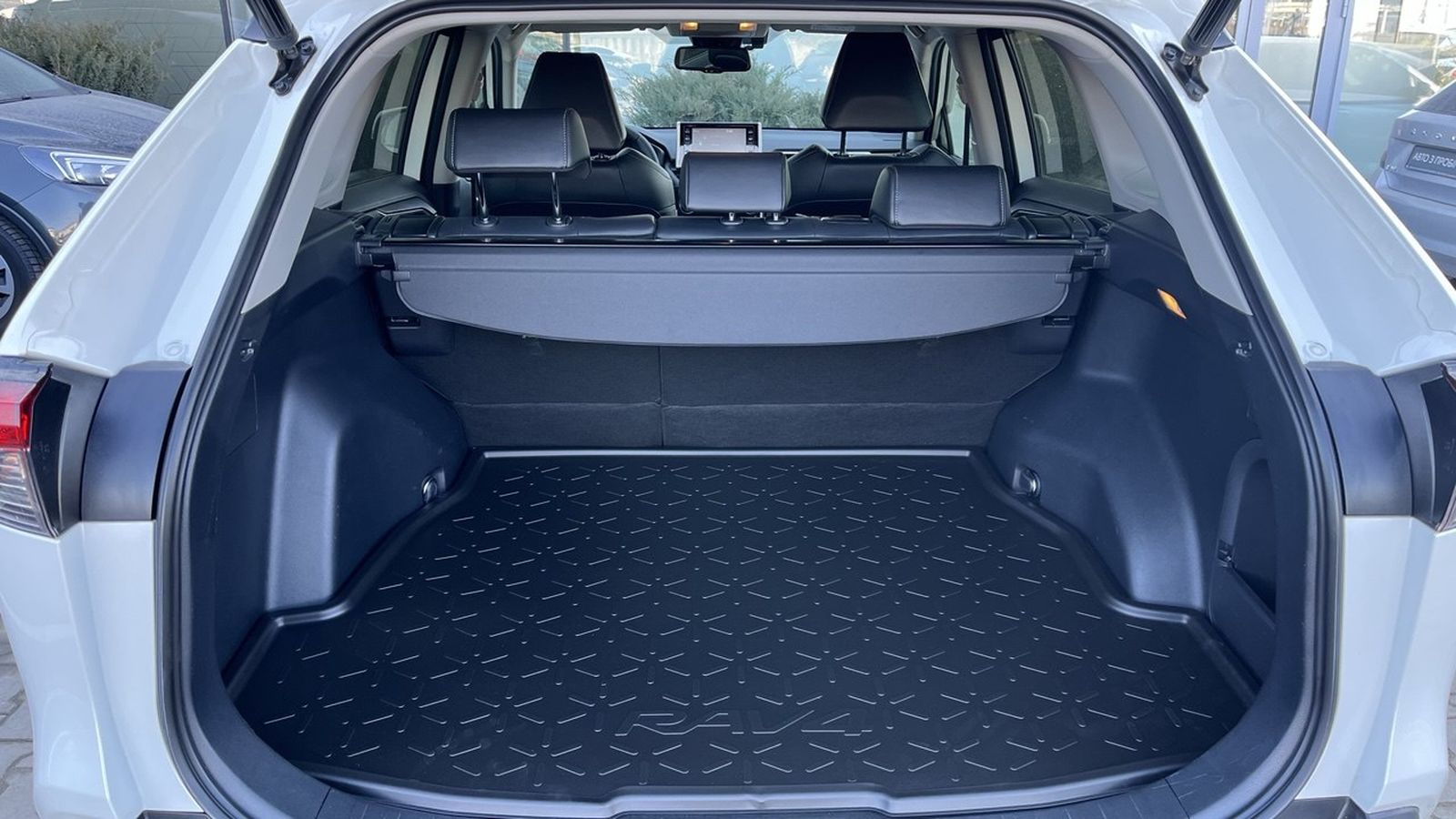 Toyota RAV4 2019 року з пробігом 118800 км, Універсал, Тойота Центр Хмельницький "Гранд Мотор", м.Хмельницький - 1229500 ГРН | Фото № 10