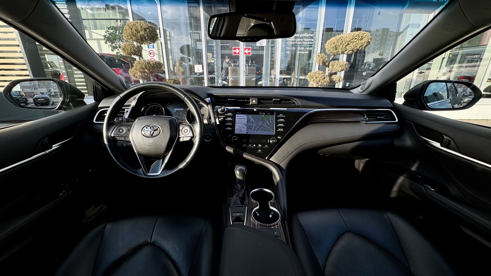 Toyota CAMRY 2018 року, Седан, Тойота Центр Чернігів "Соллі-Плюс", м.Чернігів | Фото № 8 Toyota CAMRY 2018 року з пробігом 68259 км, Седан, Тойота Центр Чернігів "Соллі-Плюс", м.Чернігів - 1140000 ГРН | Фото № 8