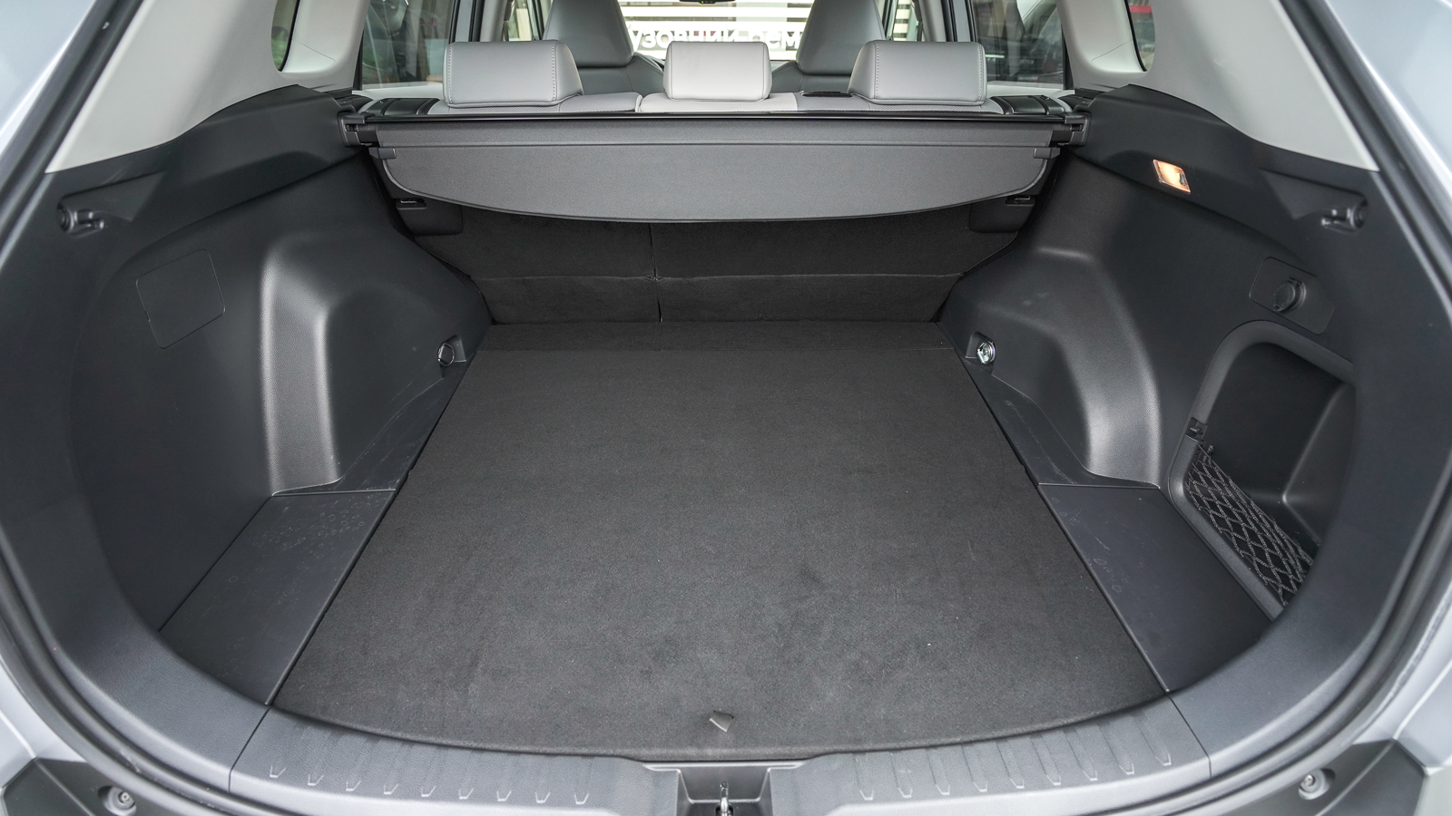 Toyota RAV4 2019 року, Універсал, Тойота Центр Львів "Діамант", м.Львів | Фото № 10 Toyota RAV4 2019 року з пробігом 20047 км, Універсал, Тойота Центр Львів "Діамант", м.Львів - 1668750 ГРН | Фото № 10