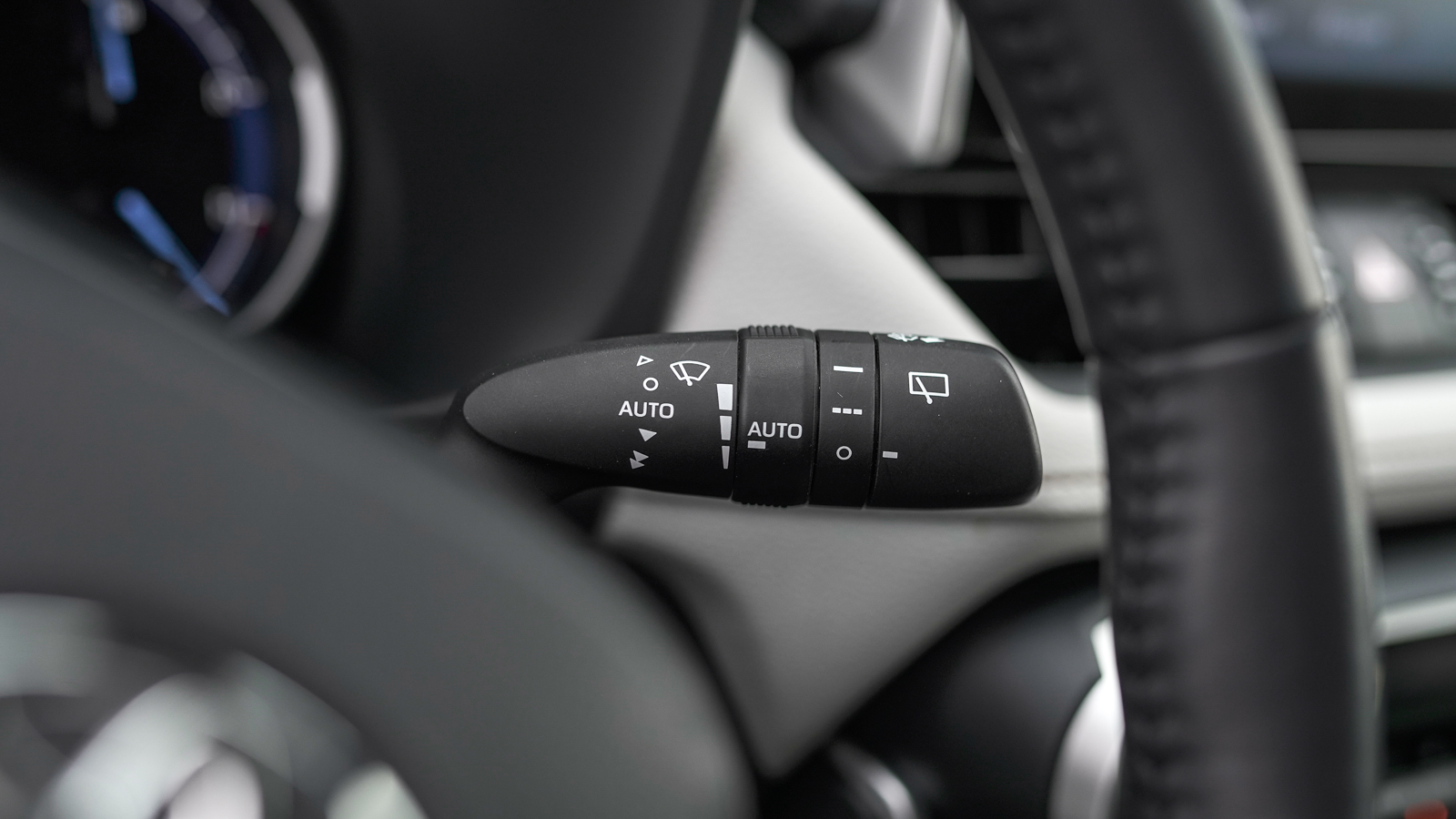 Toyota RAV4 2019 року, Універсал, Тойота Центр Львів "Діамант", м.Львів | Фото № 24 Toyota RAV4 2019 року з пробігом 20047 км, Універсал, Тойота Центр Львів "Діамант", м.Львів - 1668750 ГРН | Фото № 24