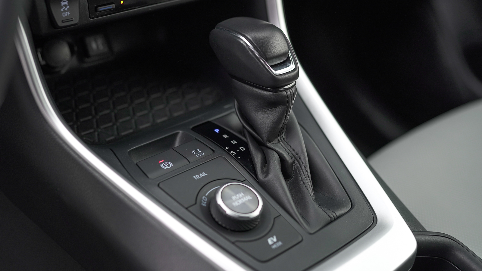 Toyota RAV4 2019 року, Універсал, Тойота Центр Львів "Діамант", м.Львів | Фото № 31 Toyota RAV4 2019 року з пробігом 20047 км, Універсал, Тойота Центр Львів "Діамант", м.Львів - 1668750 ГРН | Фото № 31