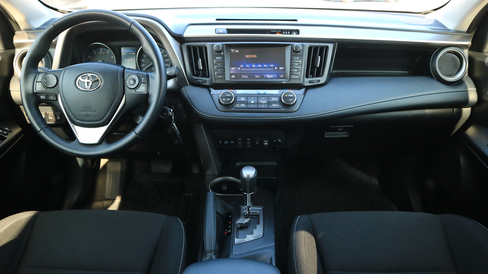 Toyota RAV4 2018 року з пробігом 62084 км, Універсал, Тойота Центр Київ "Автосаміт Укравто Столичне", м.Київ - 1009000 ГРН | Фото № 8