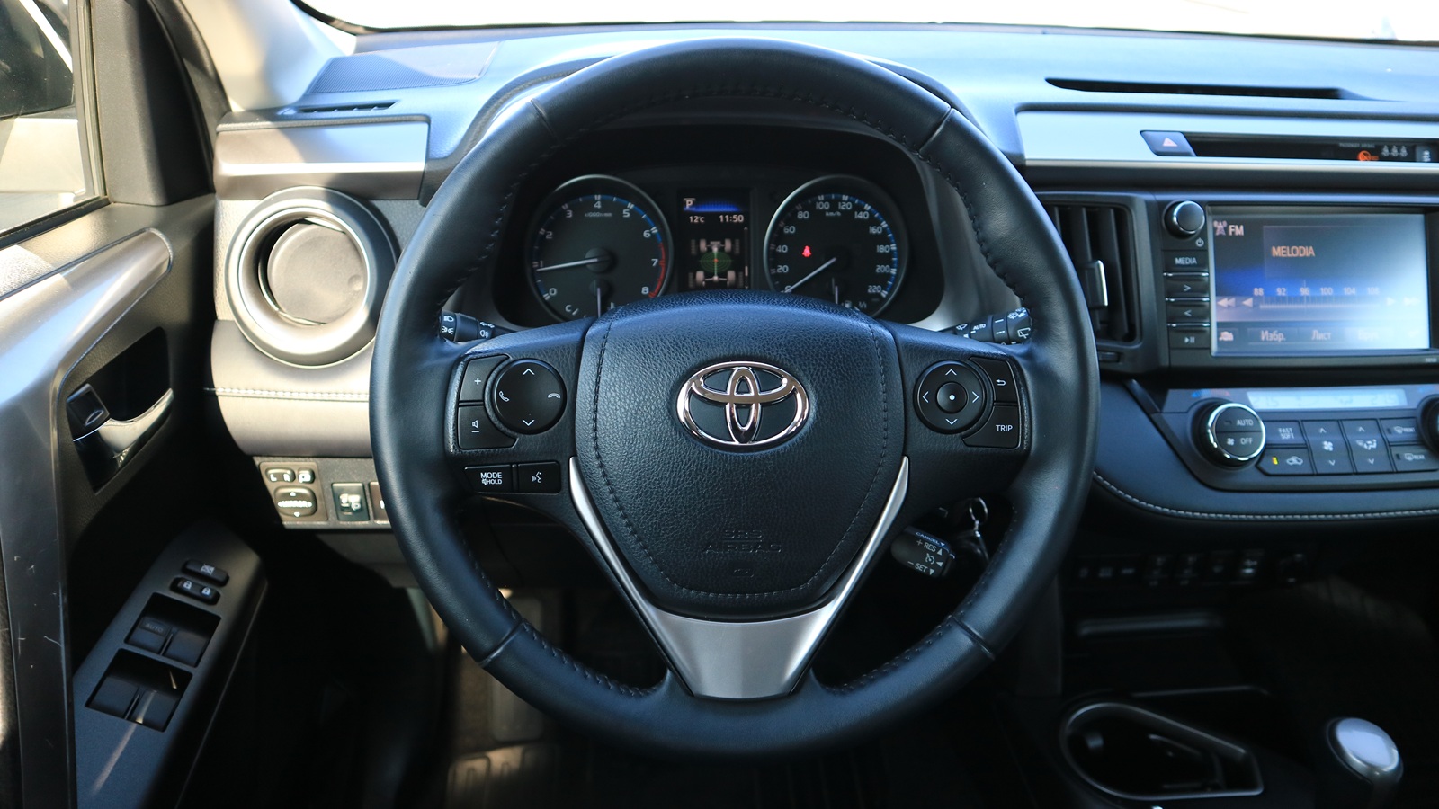 Toyota RAV4 2018 року з пробігом 62084 км, Універсал, Тойота Центр Київ "Автосаміт Укравто Столичне", м.Київ - 1009000 ГРН | Фото № 9