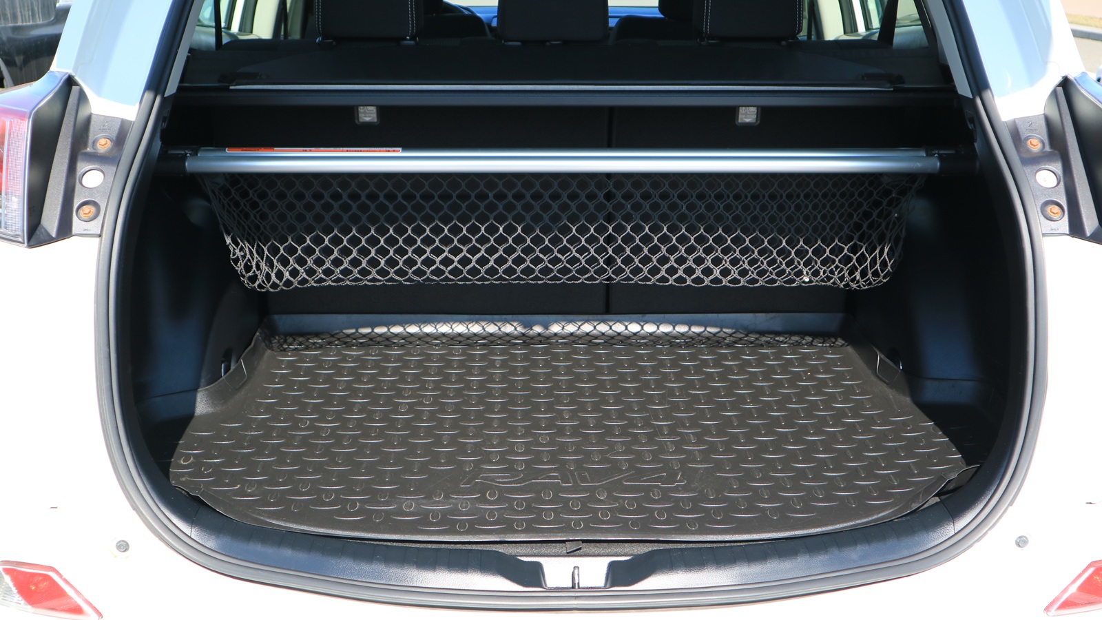 Toyota RAV4 2018 року з пробігом 62084 км, Універсал, Тойота Центр Київ "Автосаміт Укравто Столичне", м.Київ - 1009000 ГРН | Фото № 10