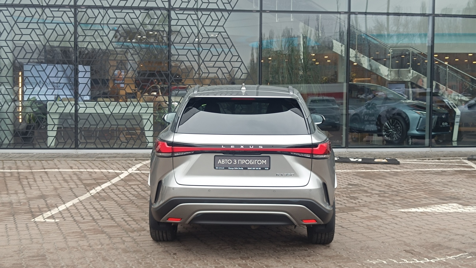 Lexus RX 2024 року з пробігом 11656 км, Універсал, Лексус Київ Захід, м.Київ - 2882000 ГРН | Фото № 4