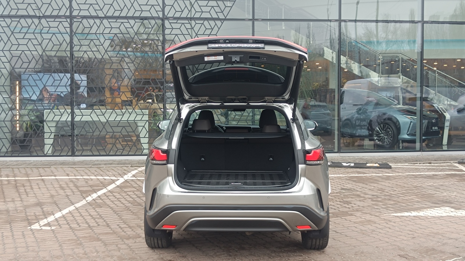 Lexus RX 2024 року з пробігом 11656 км, Універсал, Лексус Київ Захід, м.Київ - 2882000 ГРН | Фото № 10