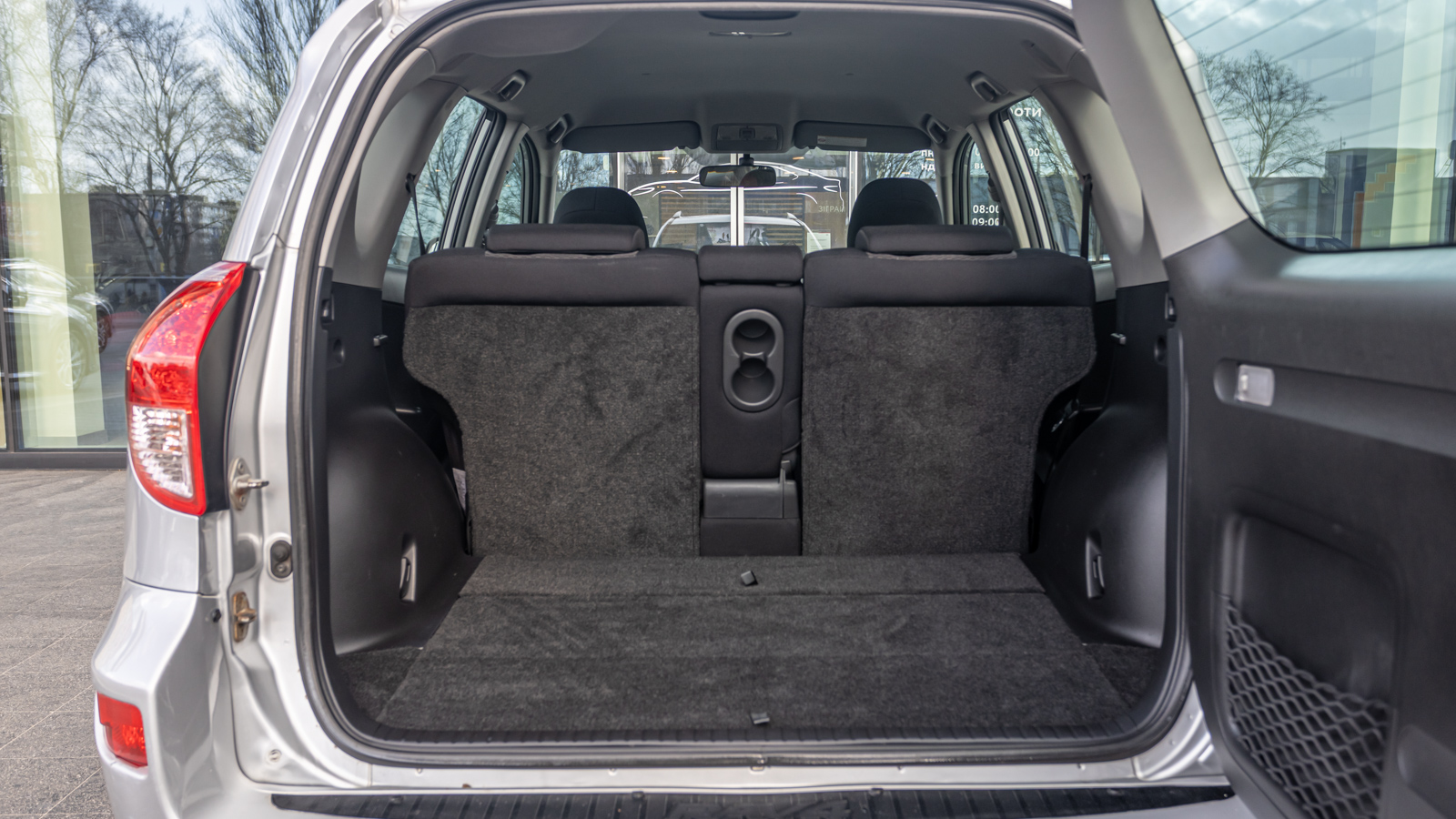 Toyota RAV4 2006 року, Універсал, Тойота Центр Дніпро "Алмаз Мотор" на Запорізькому шосе, м.Дніпро | Фото № 10 Toyota RAV4 2006 року з пробігом 266862 км, Універсал, Тойота Центр Дніпро "Алмаз Мотор" на Запорізькому шосе, м.Дніпро - 535000 ГРН | Фото № 10