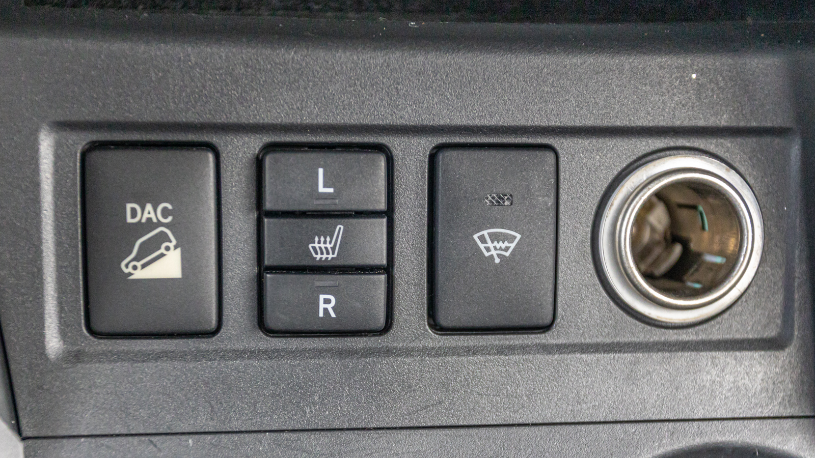 Toyota RAV4 2006 року, Універсал, Тойота Центр Дніпро "Алмаз Мотор" на Запорізькому шосе, м.Дніпро | Фото № 28 Toyota RAV4 2006 року з пробігом 266862 км, Універсал, Тойота Центр Дніпро "Алмаз Мотор" на Запорізькому шосе, м.Дніпро - 535000 ГРН | Фото № 28