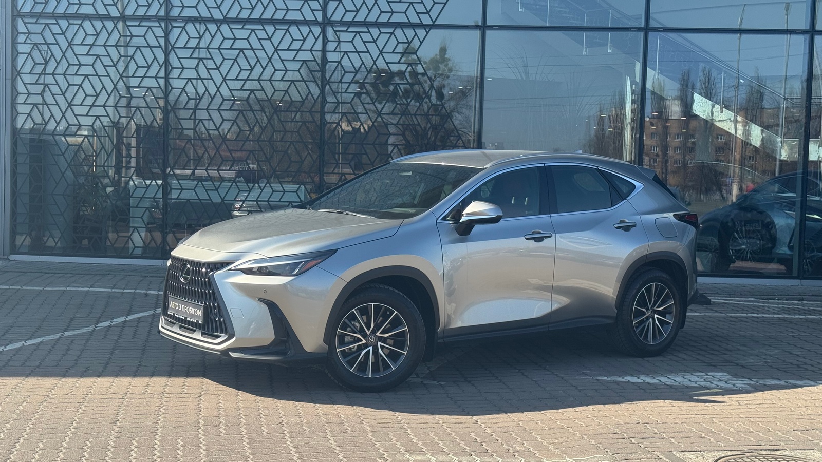 Lexus NX 2022 року з пробігом 65555 км, Універсал, Лексус Київ Захід, м.Київ - 1844000 ГРН | Фото № 1