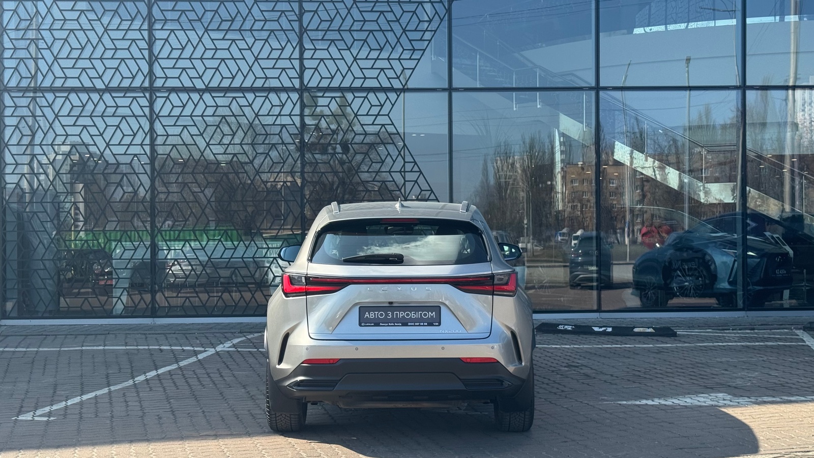 Lexus NX 2022 року з пробігом 65555 км, Універсал, Лексус Київ Захід, м.Київ - 1844000 ГРН | Фото № 4