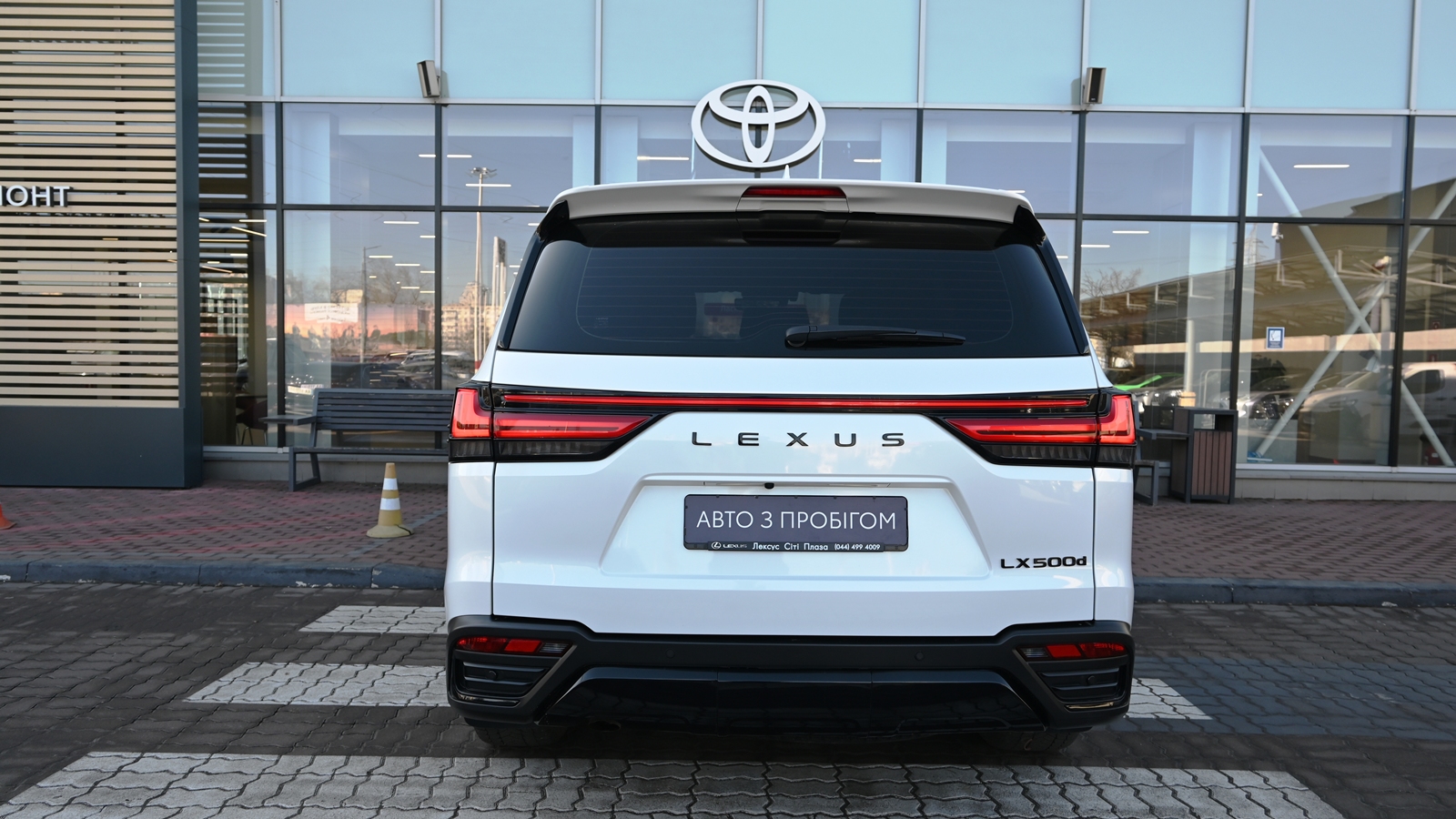 Lexus LX 2022 року з пробігом 115651 км, Універсал, Тойота Центр Київ "Сіті Плаза", м.Київ - 4276632 ГРН | Фото № 4