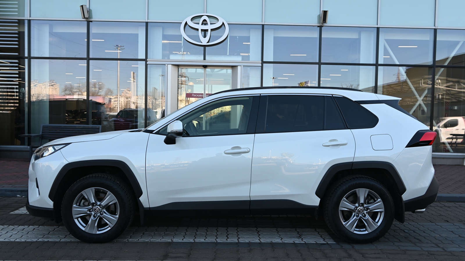 Toyota RAV4 2022 року з пробігом 54253 км, Універсал, Тойота Центр Київ "Сіті Плаза", м.Київ - 1470735 ГРН | Фото № 3