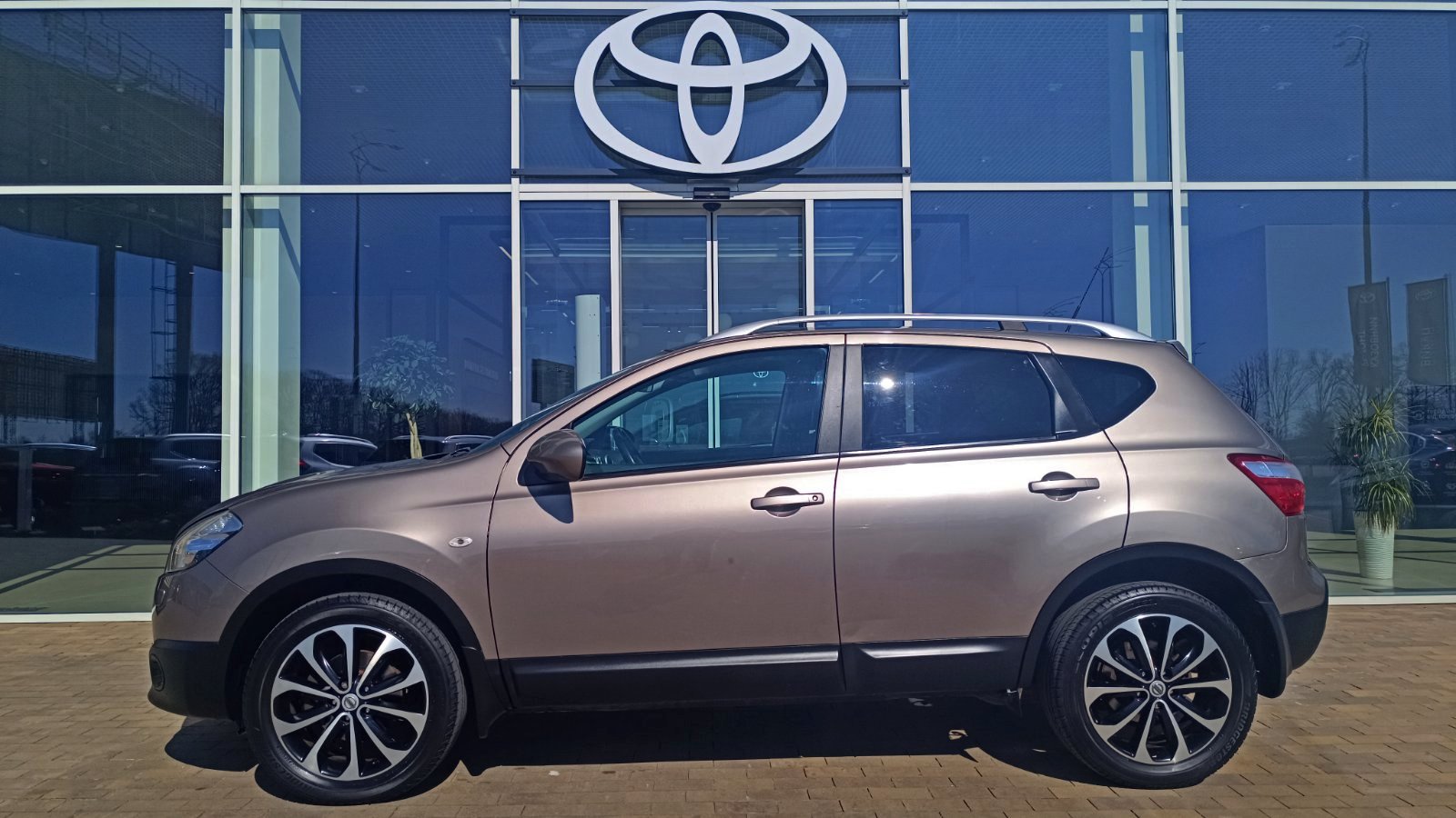 Інші авто NISSAN QASHQAI 2011 року з пробігом 195318 км, Хетчбек, Тойота Центр Київ «ВІДІ Аеропорт», м.Київ - 420000 ГРН | Фото № 3